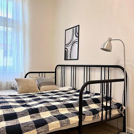 Quiet Apartment Close To Center 布拉格 外观 照片